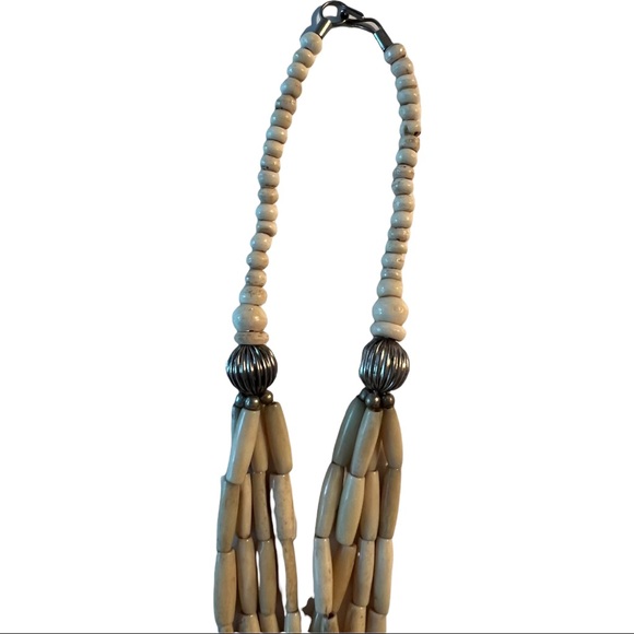 VINTAGE Carved Beaded Necklace in Orange Quartz 15” - Picture 11 of 16